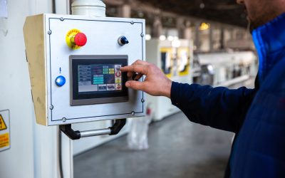 Control Panels: Different applications in industry and automation